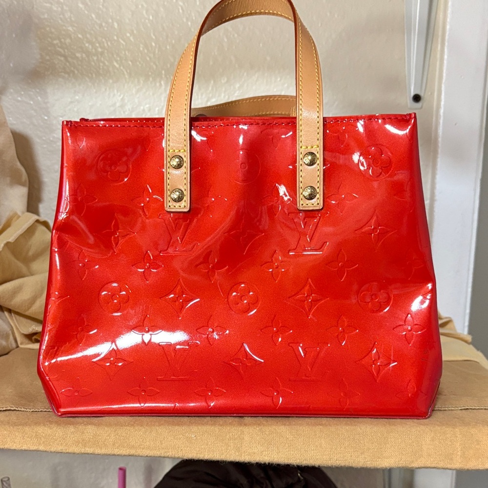 LV Reade PM Vernis Red Patent Leather Tote